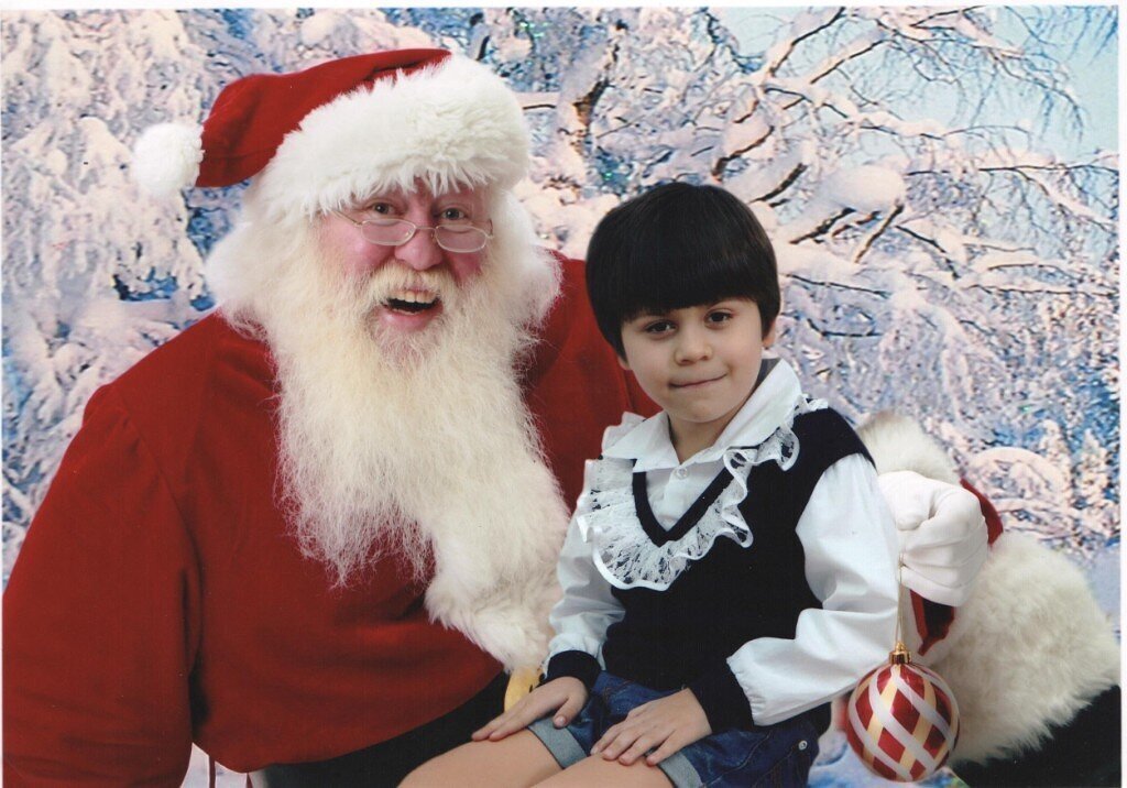 Когда Новый Год возможен без Деда Мороза, Санты Клауса и других гостей праздника, ставших его "логотипами", или о новой инициативе Президента