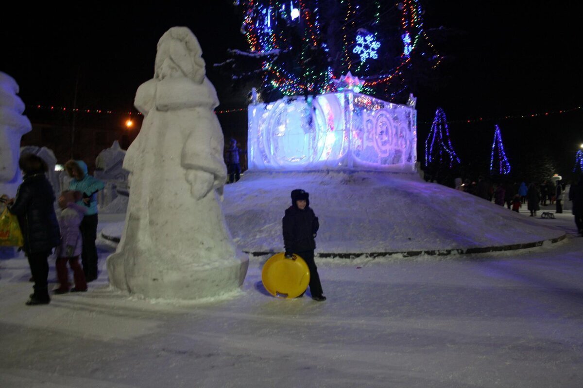 Когда Новый Год возможен без Деда Мороза, Санты Клауса и других гостей праздника, ставших его "логотипами", или о новой инициативе Президента