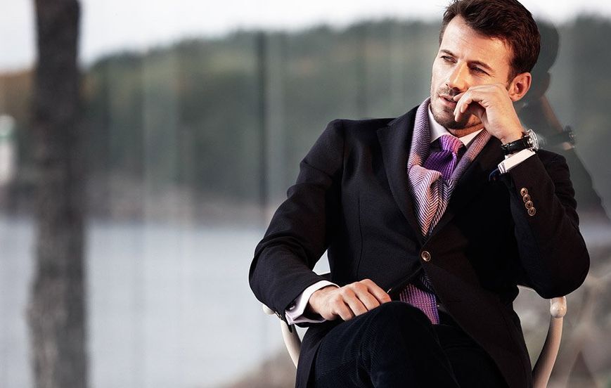 "Тайны мужской привлекательности: что же так влечет женщин?"