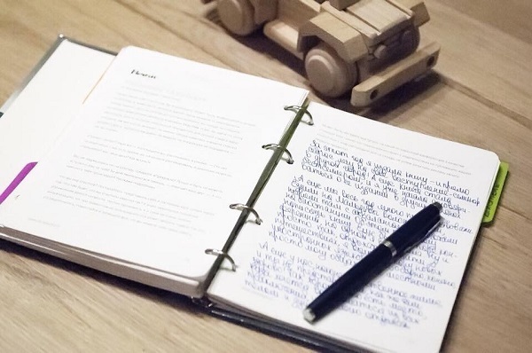 Как ведение дневника помогает решить психологические проблемы