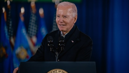 Джо Байден помиловал тысячи осужденных за марихуану