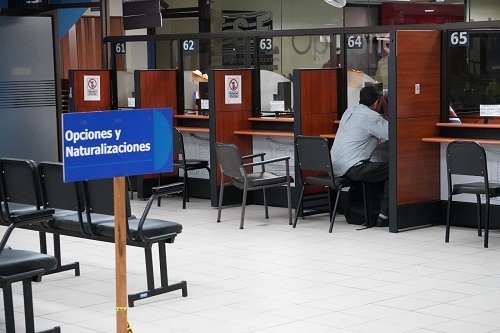 Во время моей судебной тяжбы, для облегчения ухода за больной женой-костариканкой, я решил принять гражданство Коста-Рики