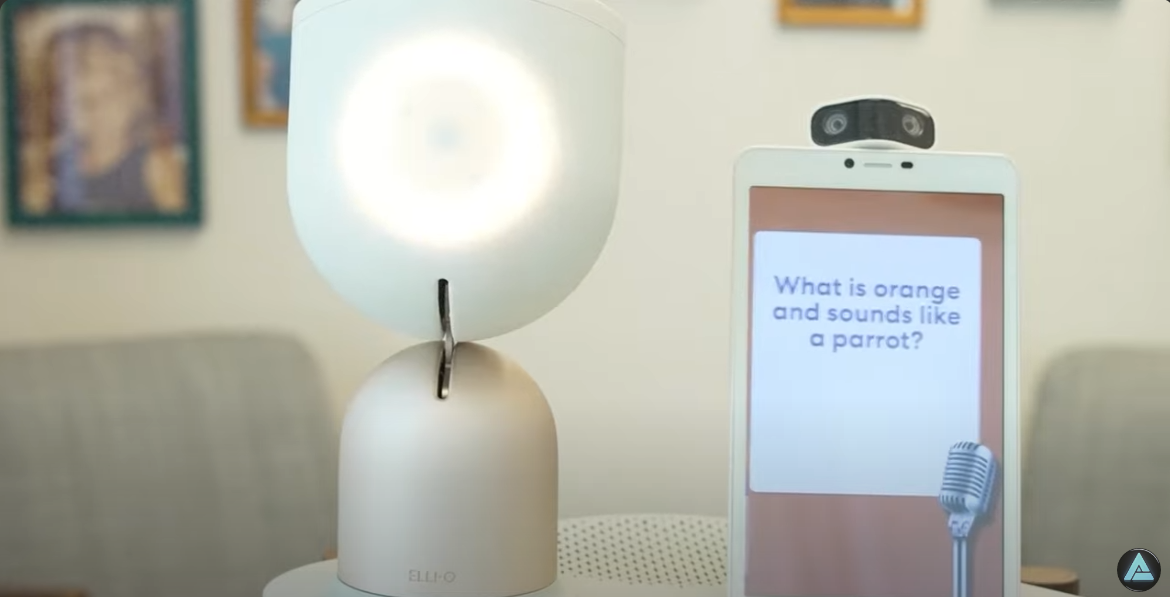 Robot ElliQ || Веселый компаньон