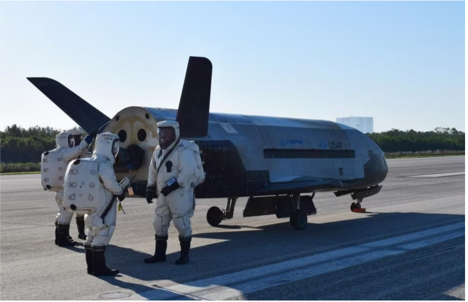 Миниатюрный и загадочный X-37B Пентагона снова готовится к запуску