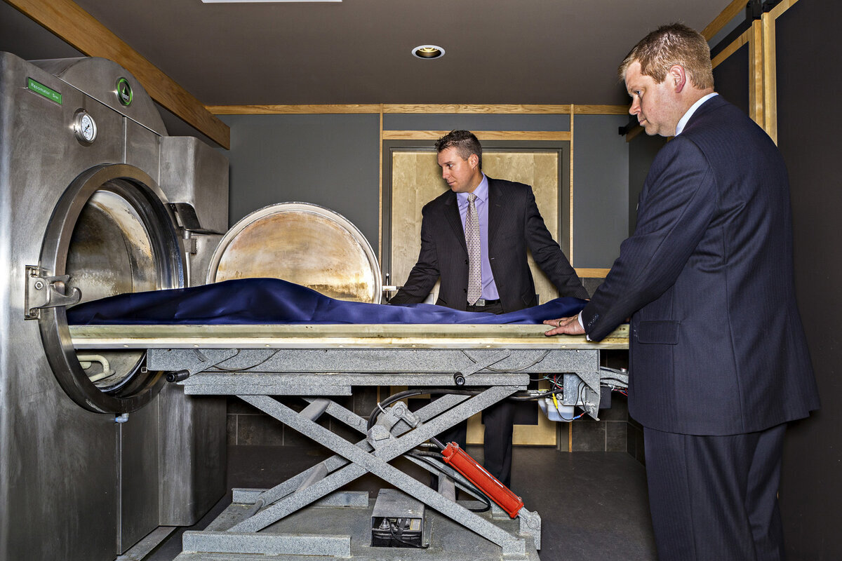 Ресомация или похоронные действия по новому! Новые модные правила и способы, а суть старая, избавление от тела не нарушая закон