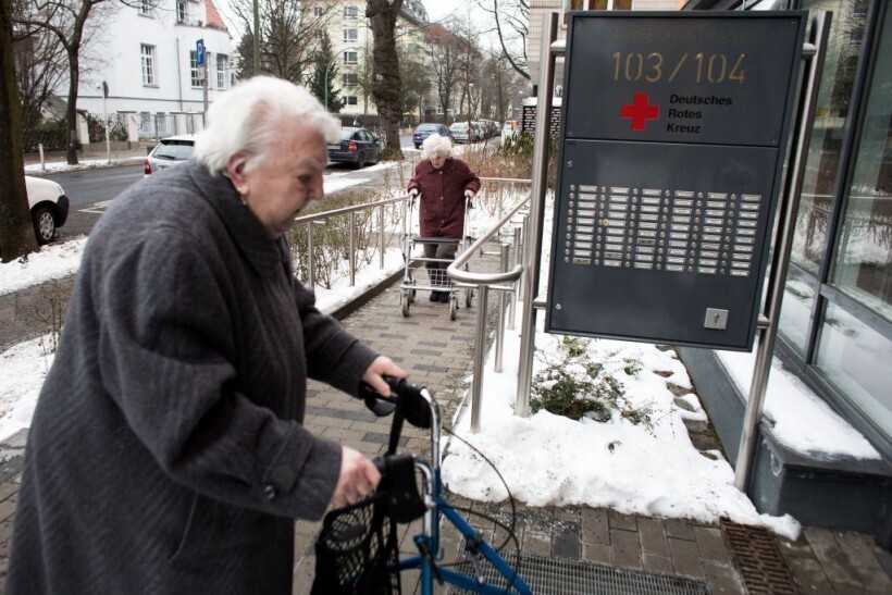 Развитие и риск деменции в молодом возрасте, вызванной употреблением алкоголя, дефицит витамина D