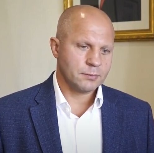 То ли похож на Федора Емельяненко! То ли похож на самого Пригожина, который Иосиф! О ком это я?