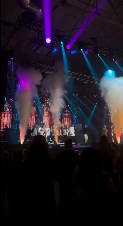 Месяц назад, дочь пастора зовут Лера Козлова прилетела в Красноярск из Урала на конферецнию "Обетованные".