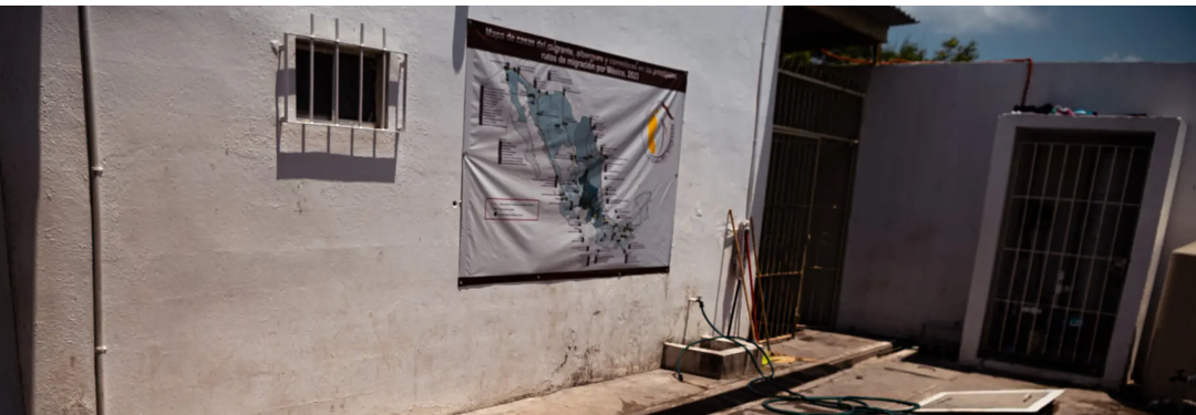 Власти Мексики спасли 31 мигранта, похищенного недалеко от границы с США