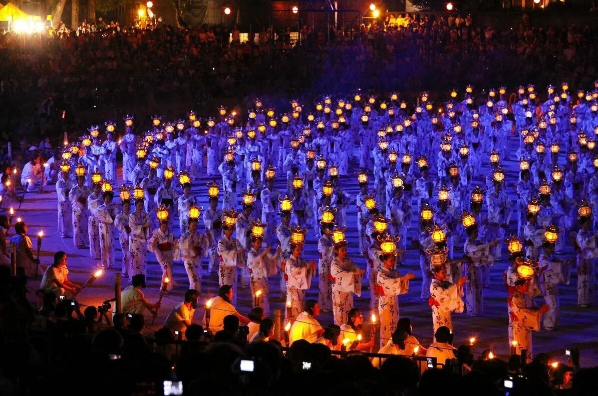 Уникальные похоронные традиции со всего мира. Готовы удивиться?