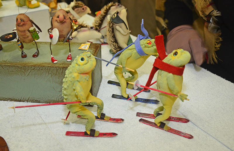 Зимний бал кукол на Тишинке