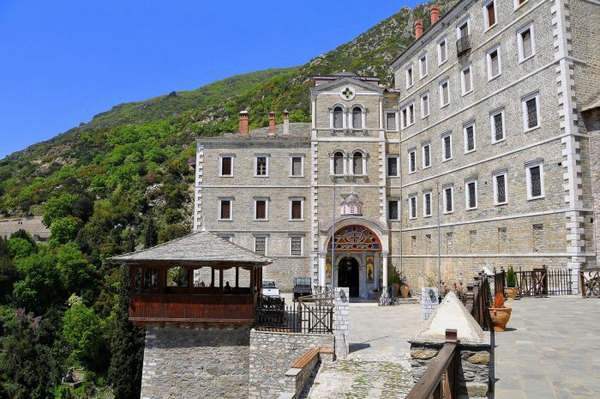 🌟 🌟 🌟Дары волхвов младенцу Иисусу Христу. Существуют ли они в настоящее время и где находятся?