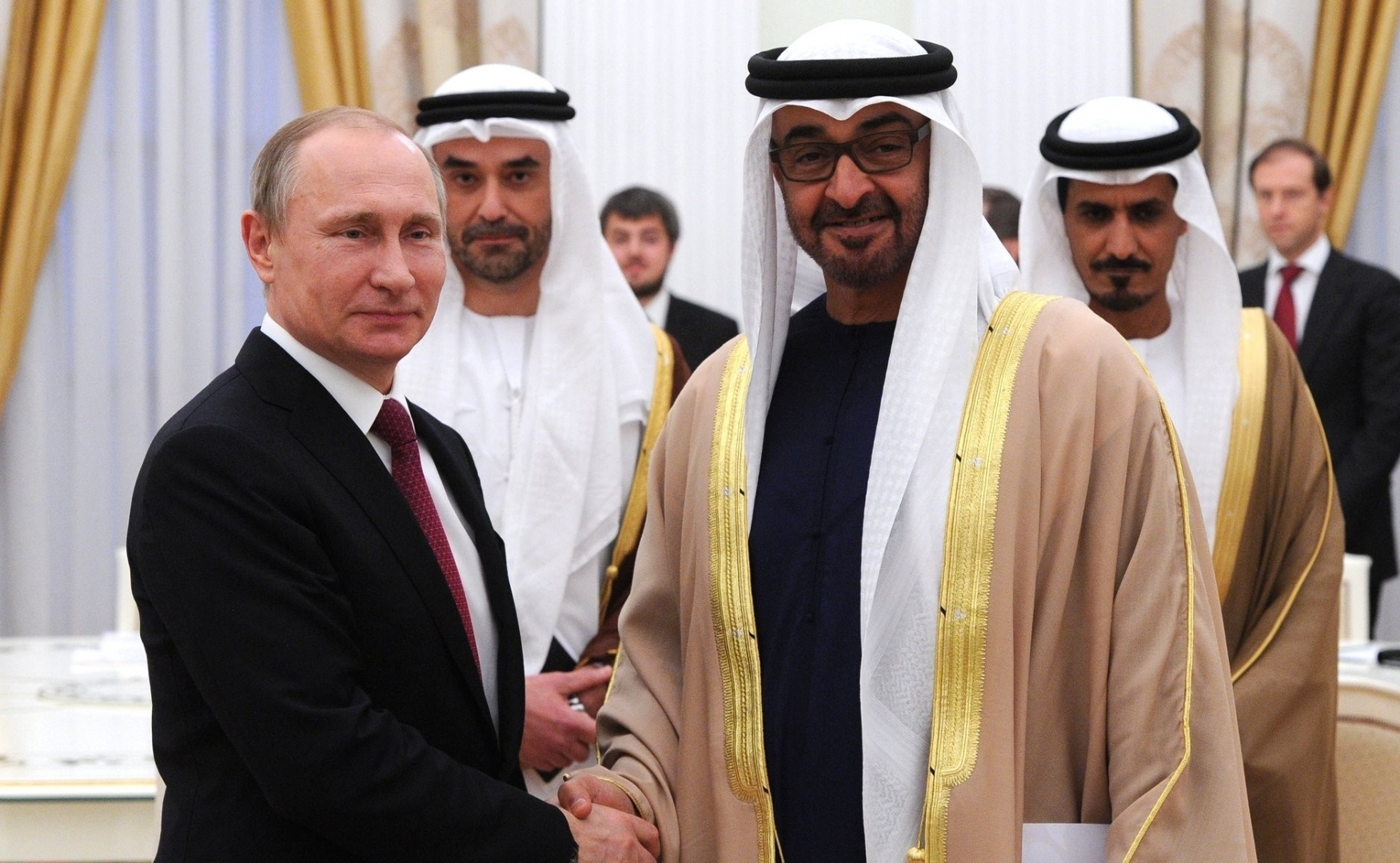 Самая богатая семья, кто они, рейтинг Bloomberg!