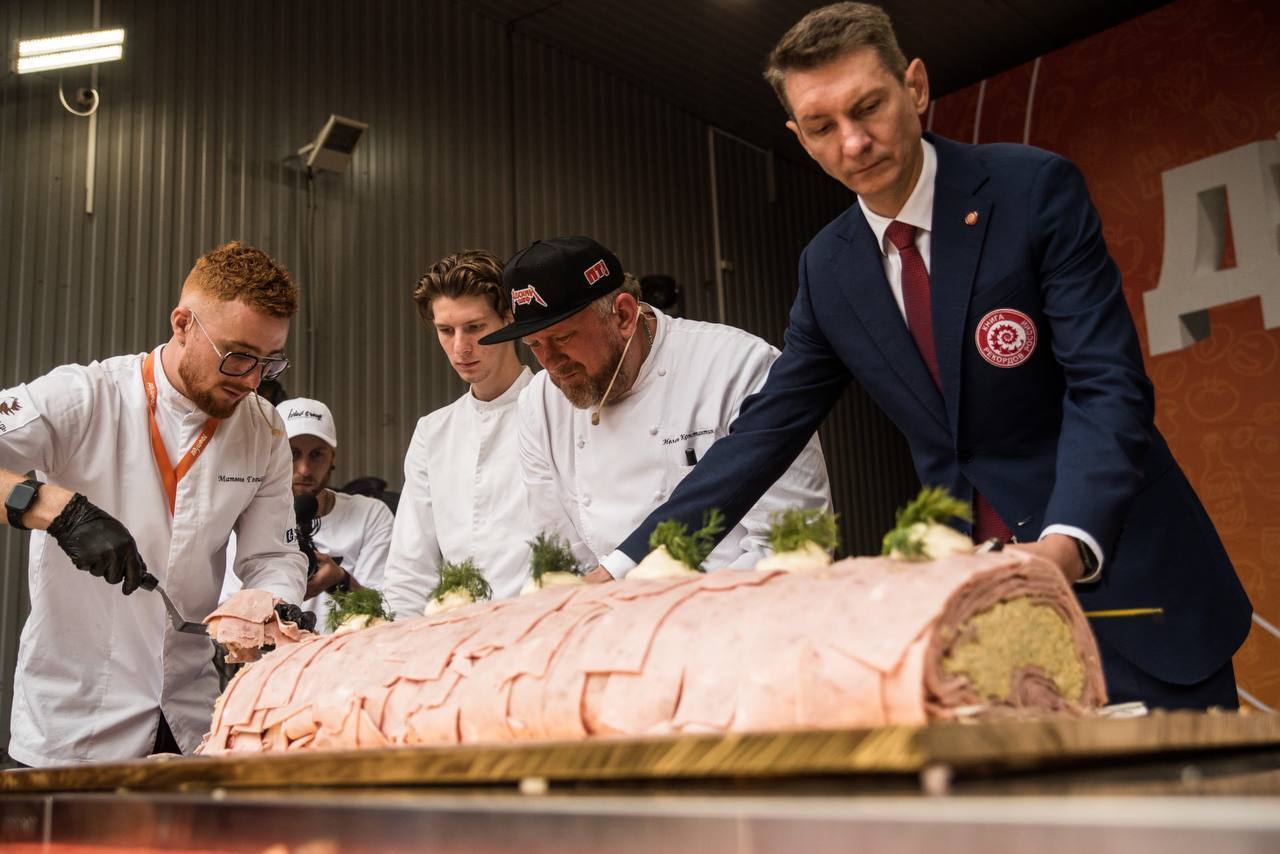 С компании Константина Ивлева<span style=