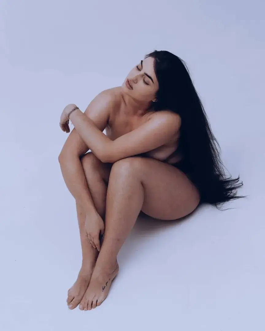 Даная Пригожина сделала абдоминопластику: как она зарабатывала на операцию и почему не просила помощи у отца