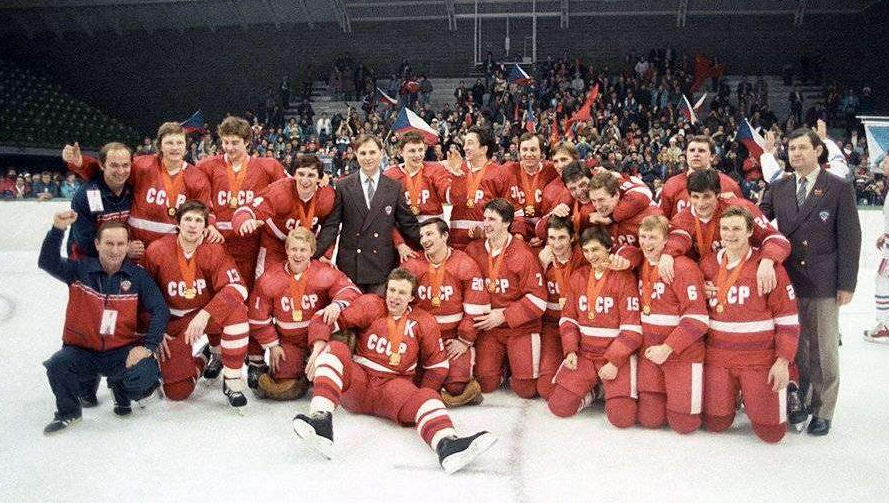 Они прославляли советский хоккей, но жертвовали многим, даже семейной и личной жизнью