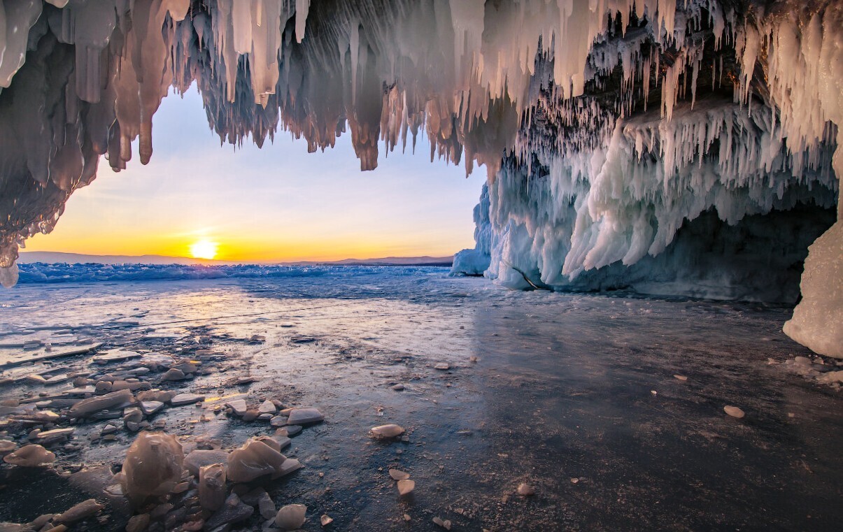 Кто-нибудь бывал на Байкале зимой? Это настоящий Космос! Впечатления из зимнего похода