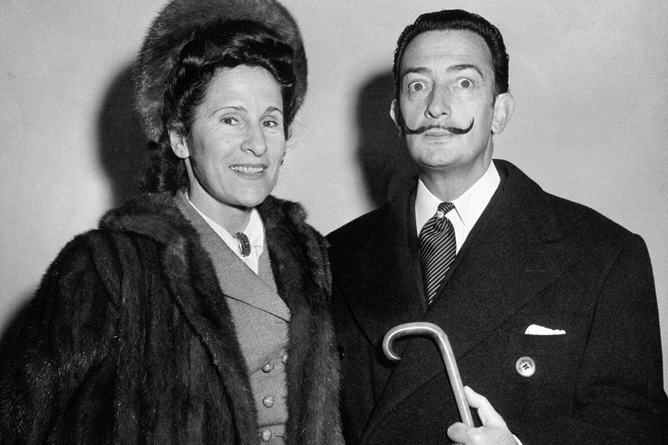 Возлюбленная не работала ни дня