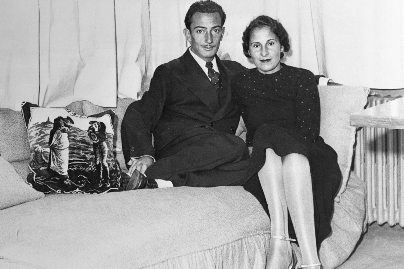 Возлюбленная не работала ни дня