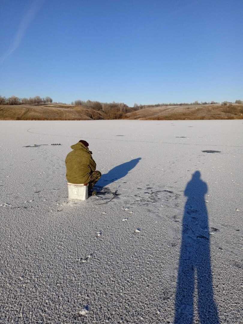 Мой самый любимый зимний вид спорта: катание на коньках на катке и водоемах, розовые щеки и масса положительных эмоций. Вставайте, друзья,на коньки!!!