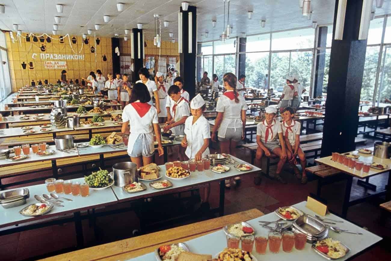 Как ели в СССР: от дефицита до изобилия