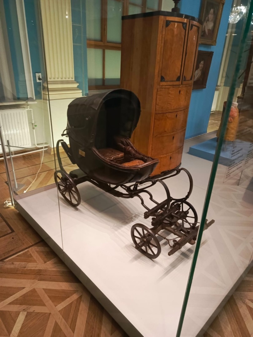 Если и начинать путешествия по России, то только с самого центра истории – Мавзолей. Приглашаю на экскурсию в самый центр Москвы! Фото