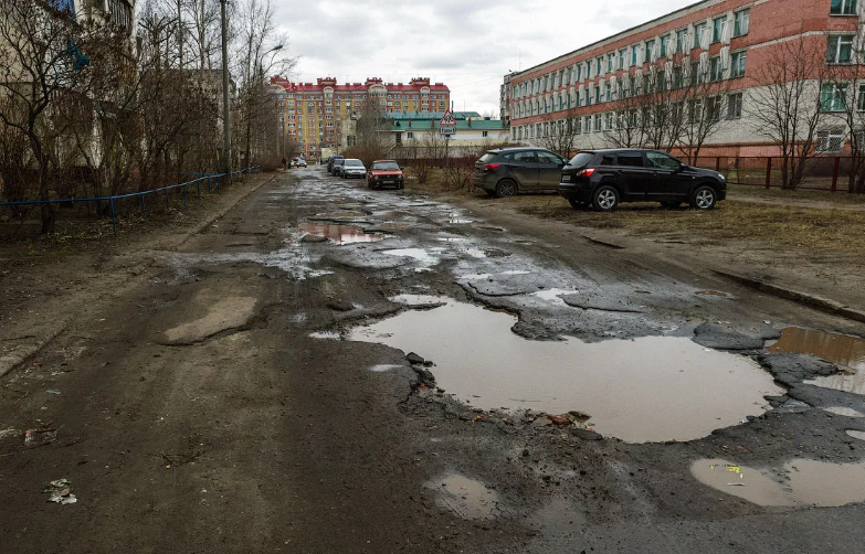 Почему римские дороги служат до сих пор, а российские разваливаются через несколько лет?