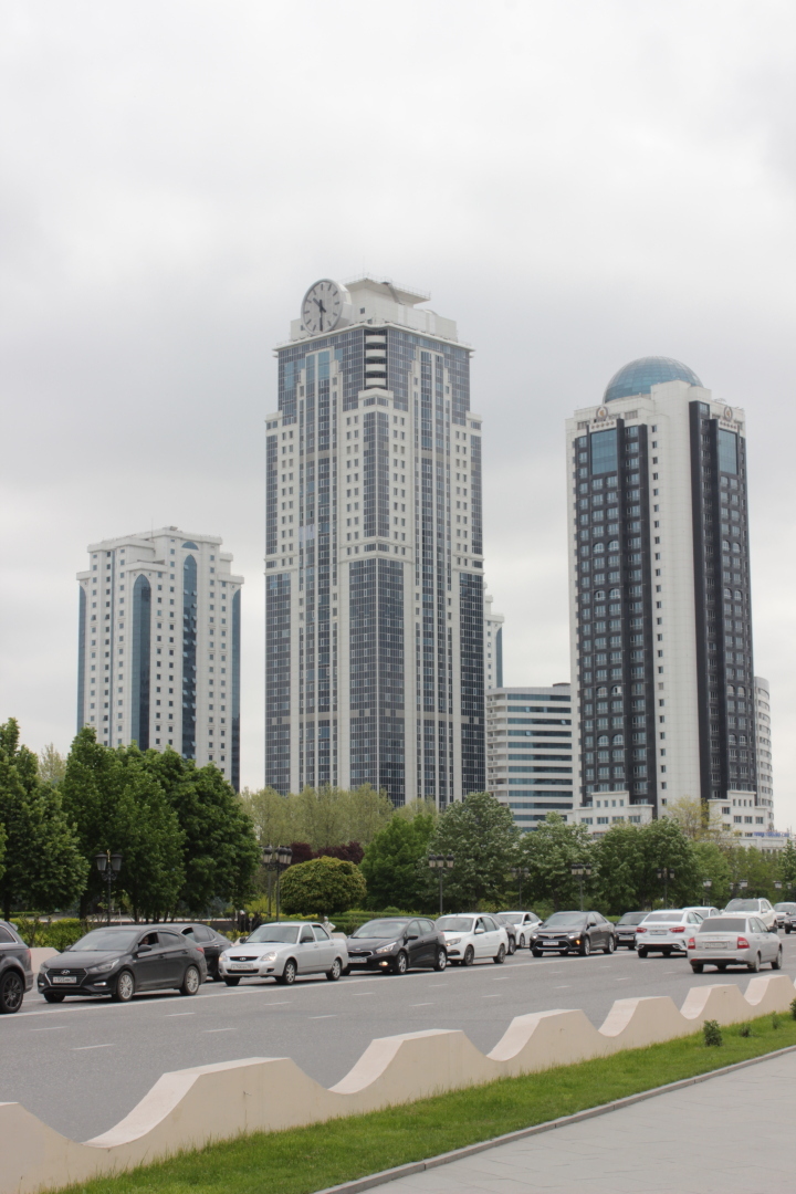 Нужна ли управляющая организация многоквартирному дому?