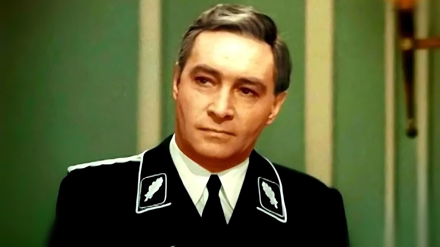 Шпионы помолодели. В Майкопе по статье за «госизмену» осужден 11-классник