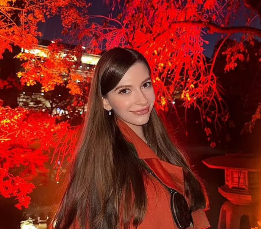 девушка в короне. мисс - деревня россии 2016. королева красоты группа. результаты конкурса красоты queen. анастасия машукова вице мисс россия.