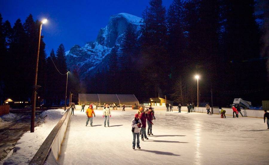 Самые впечатляющие открытые катки в мире. США