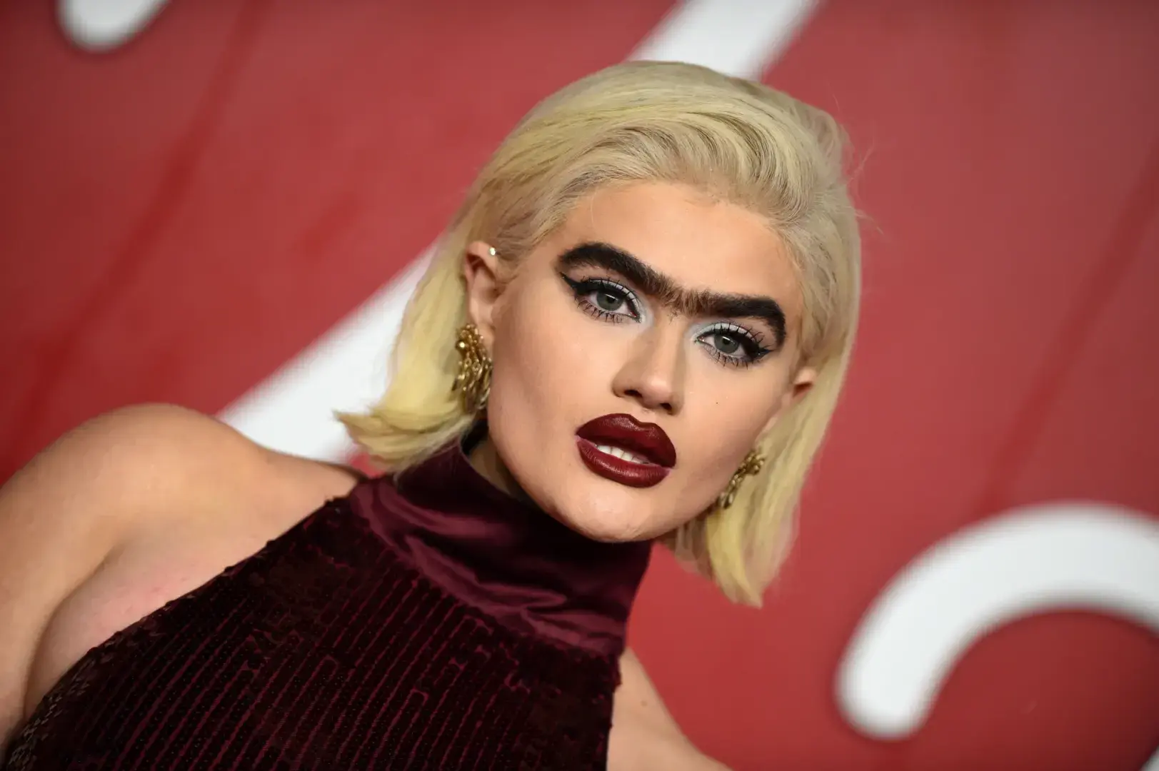 Пусть растет: Движение "Januhairy" хочет, чтобы мы приняли волосы на теле