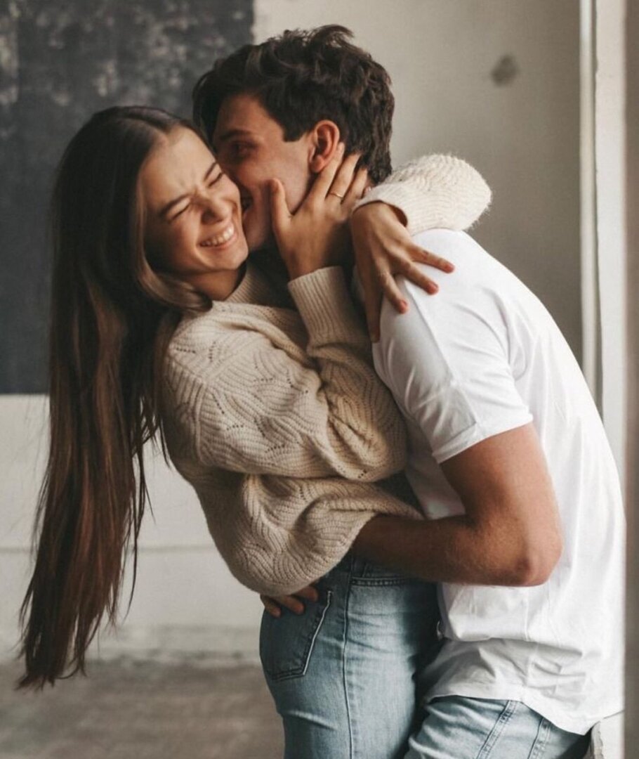 "Вечное пламя: Как сохранить и преумножить сексуальное влечение в долгосрочных отношениях"