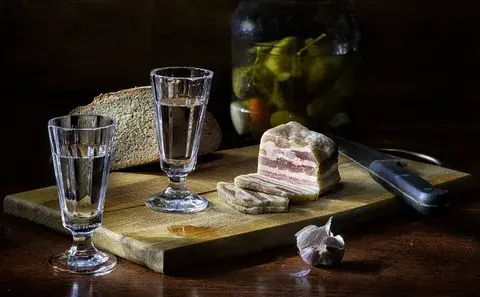 Романтика первой рюмки