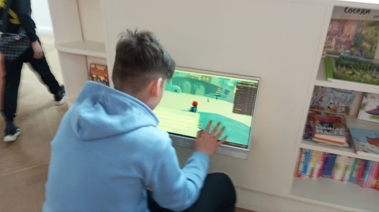 Новая бесплатная Детская Библиотека в Ташкенте, это настоящий книжный город для детей и взрослых