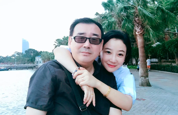 Китайско-австралийский писатель, задержанный Китаем, приговорен к условной смертной казни