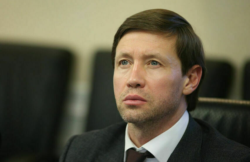 Отстраниться от смартфонов. Как парламентарии справляются с цифровой зависимостью