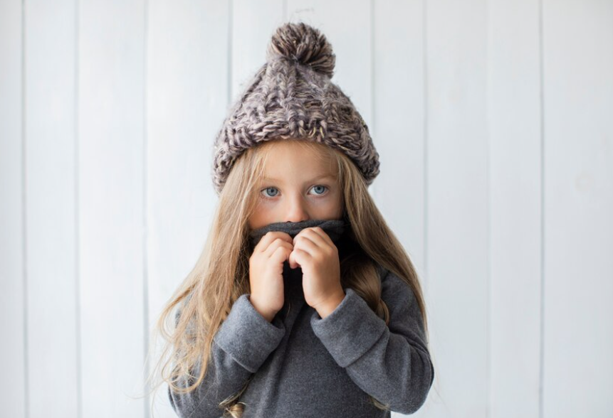 Водитель автобуса опять высадил ребенка в мороз посреди степи