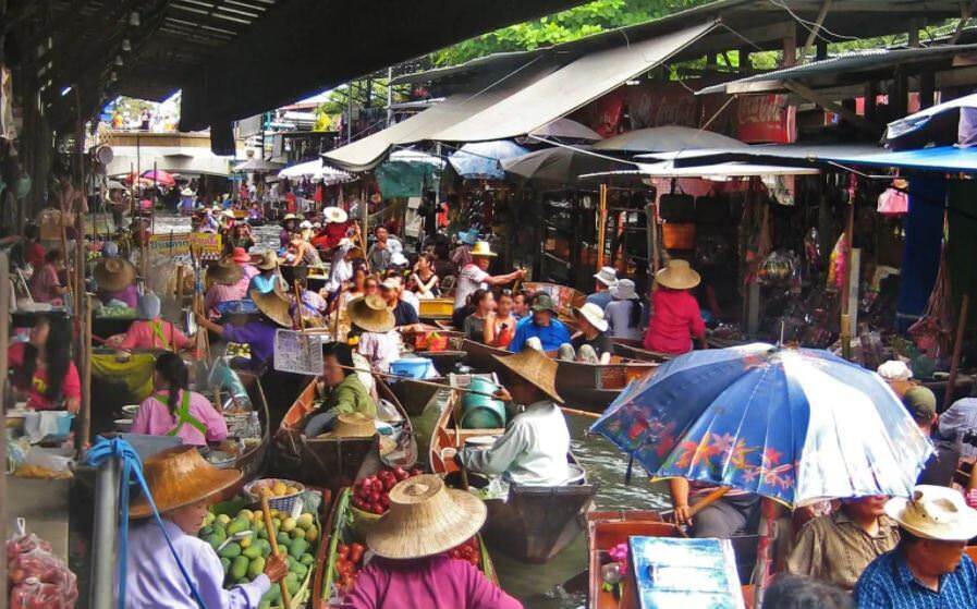 Наша экскурсия на плавучий рынок Дамноен в Бангкоке (Тайланд). Путешествие продолжается. Из зимы в лето.