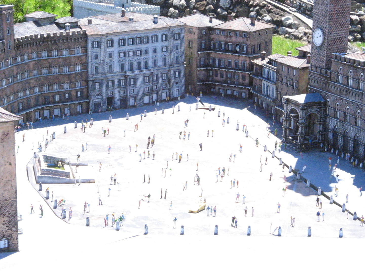 «Парк «Маленькая Италия» в окрестностях Римини » - Расскажу (и покажу) как был в этой развлекательно-познавательной локации в самом конце мая 2011 г