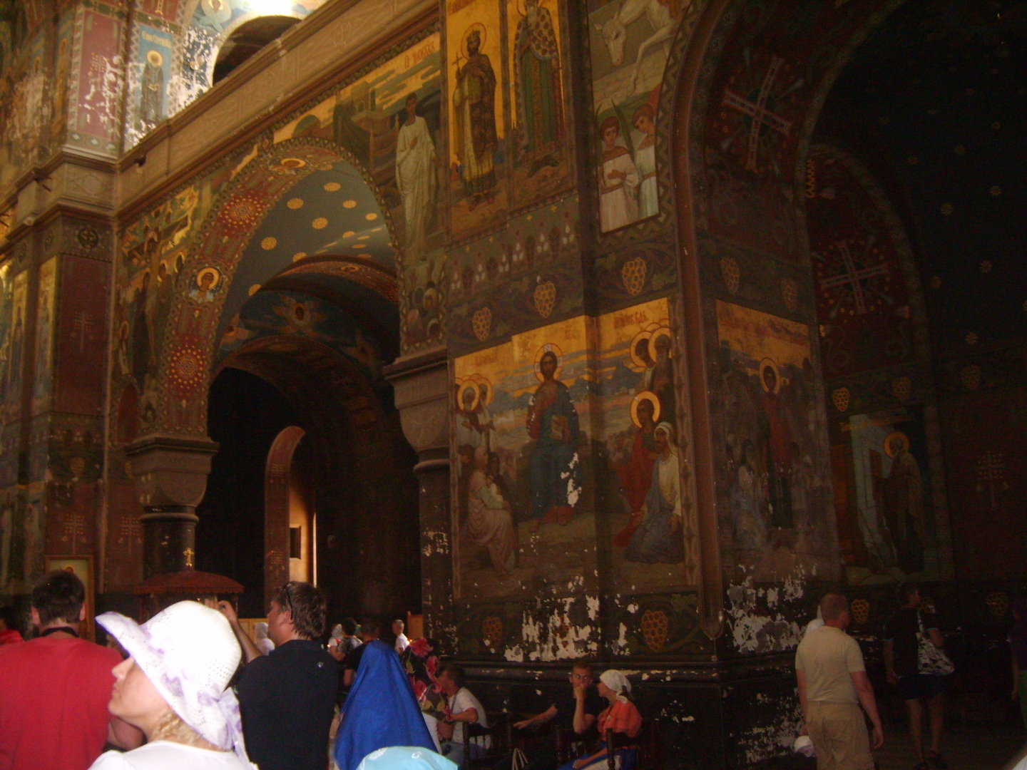 Наша экскурсия в «Страну Души». Новоафонская пещера, Каменный мешок, Голубое озеро, озеро Рица...