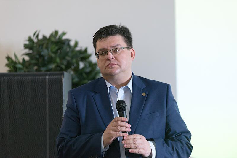 Не стало президента hh