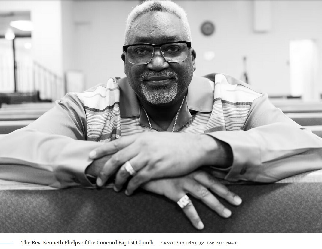 13 000 мигрантов пытаются найти дом и работу, поскольку надвигаются массовые выселения из приютов Чикаго