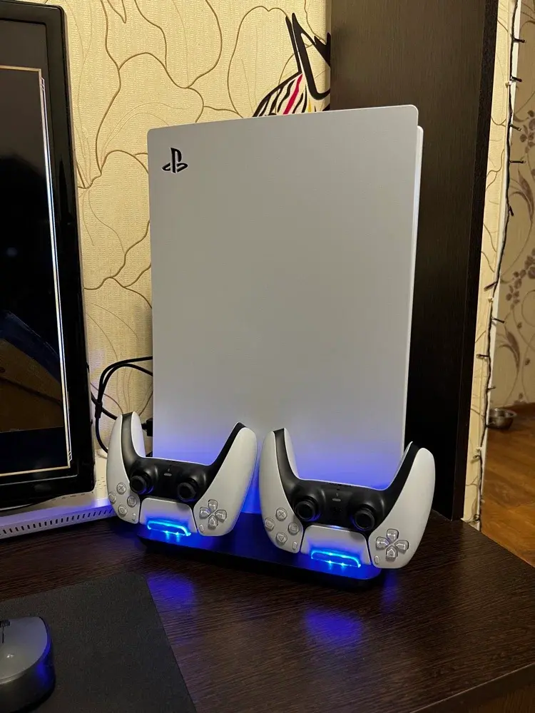 Игровая приставка Sony PlayStation 5 Digital Edition: Безграничные впечатления в мире игр без дисковода и с 825 ГБ SSD