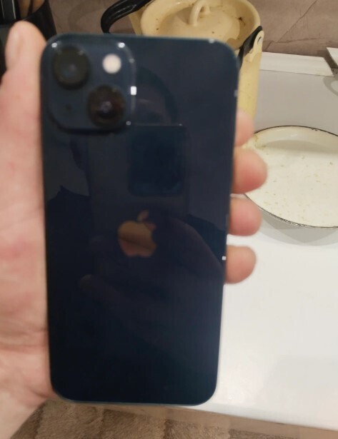 Обзор на Смартфон Apple iPhone 13 128 ГБ RU, Dual: nano SIM + eSIM, тёмная ночь