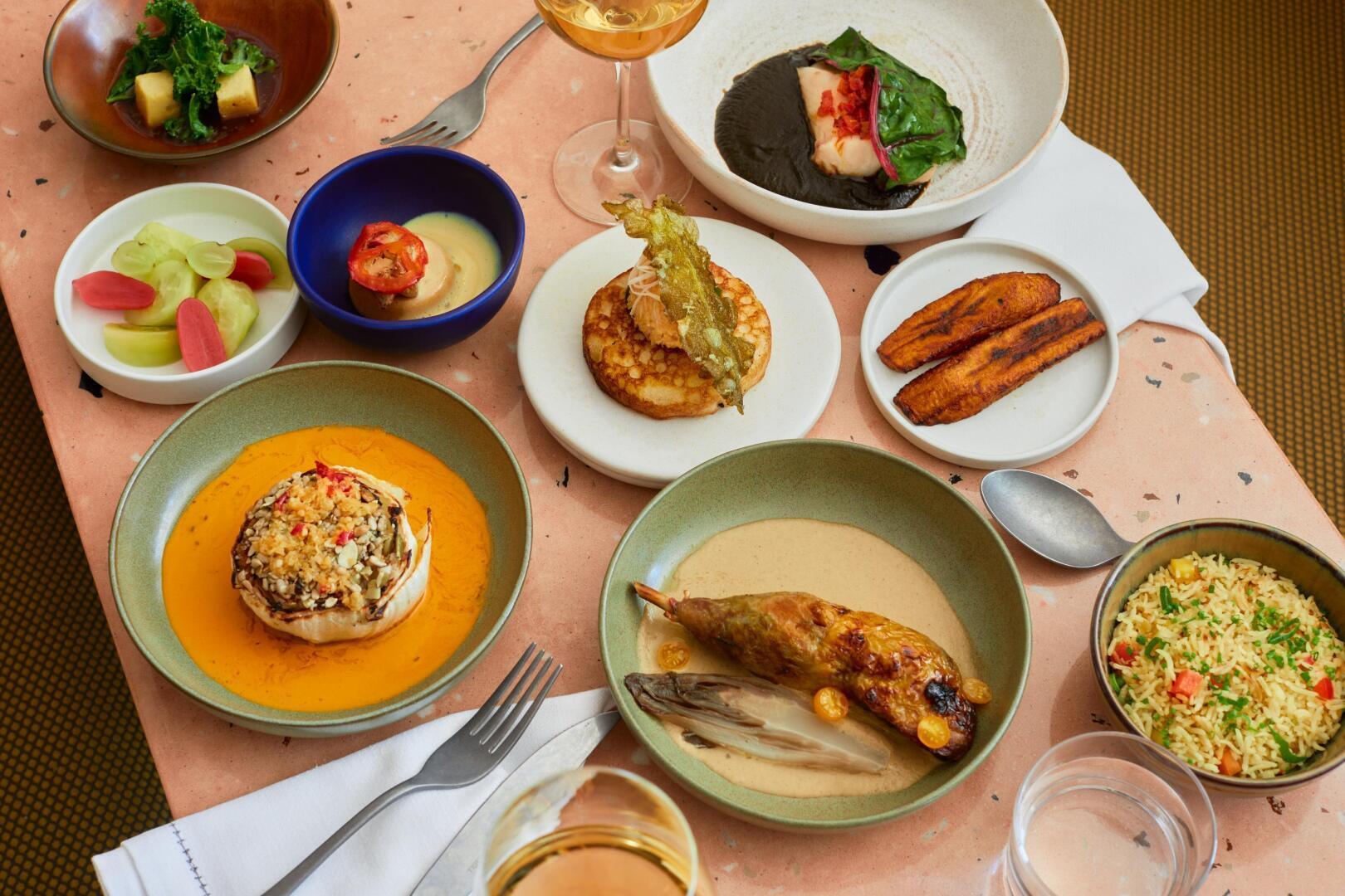 Нигерийский шеф-повар вошел в историю, получив звезду Мишлен за свой лондонский ресторан