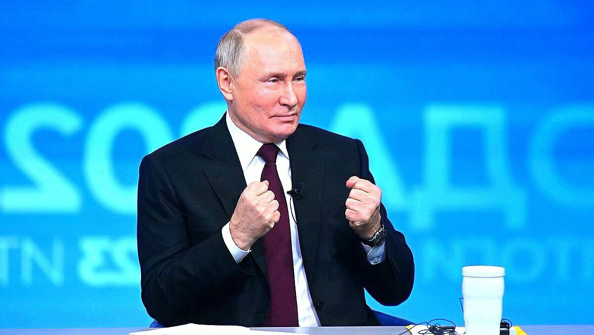 В правительстве рассказали о планах повысить пенсии на 20%