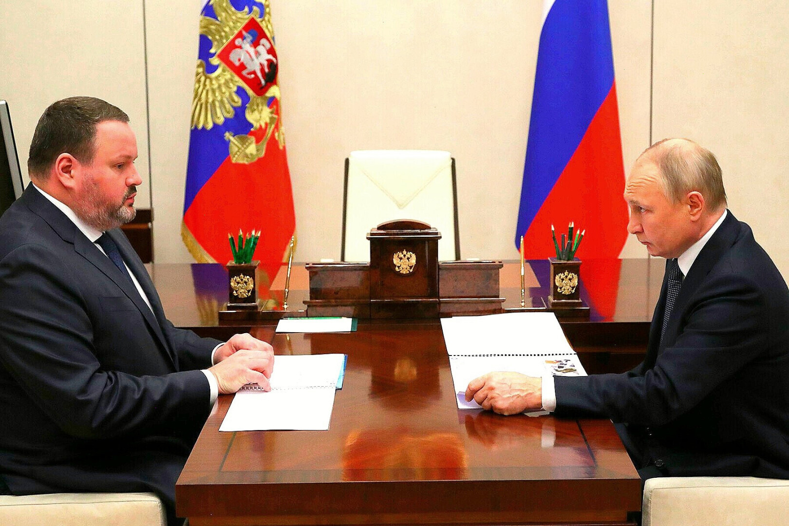 Путин задал неудобные вопросы про пенсионеров министру Котякову. Индексация пенсий самозанятым пенсионерам. Выявление серых доходов пенсионеров