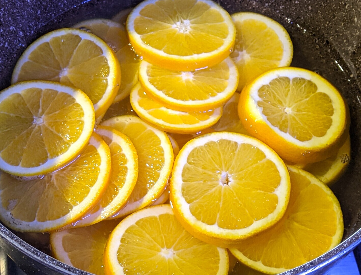 "Погружение в аромат: мастерство приготовления карамелизированных апельсинов"