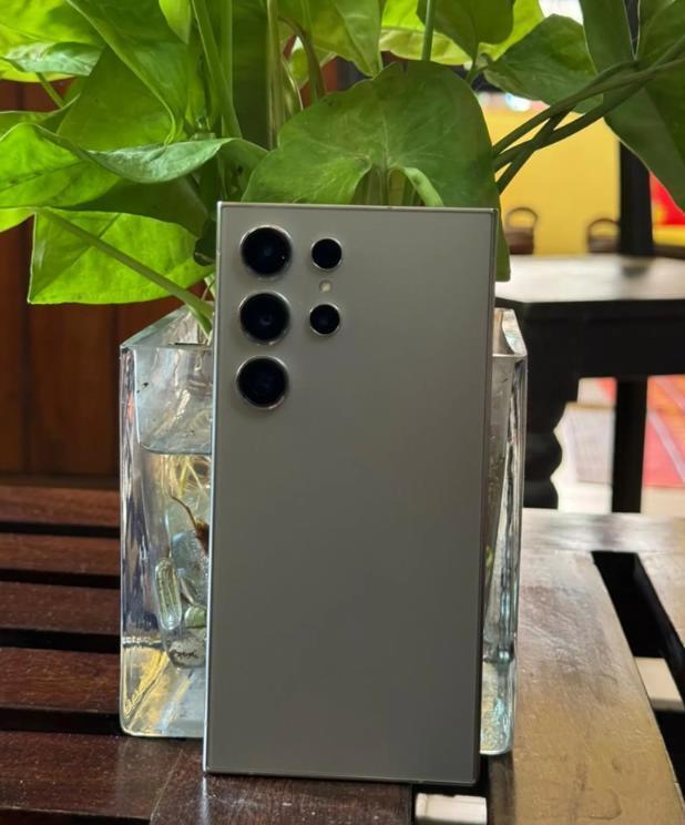 Обзор Samsung Galaxy S24 Ultra: Искусственный интеллект, который меняет реальные впечатления